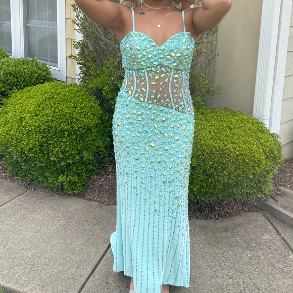 beautiful teal prom dress only wore once! - Picture 1 of 2